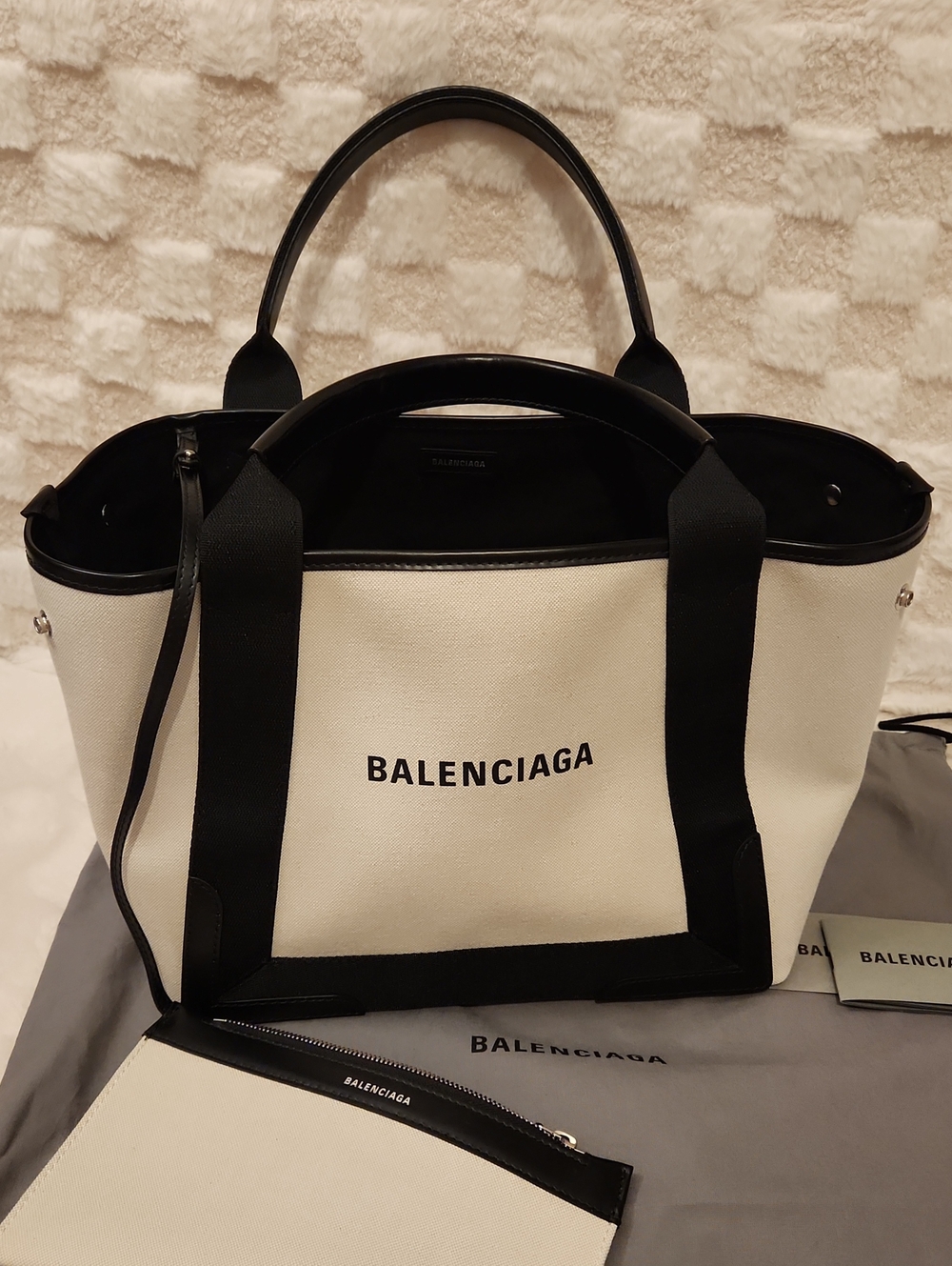 Balenciaga Cabas Tote